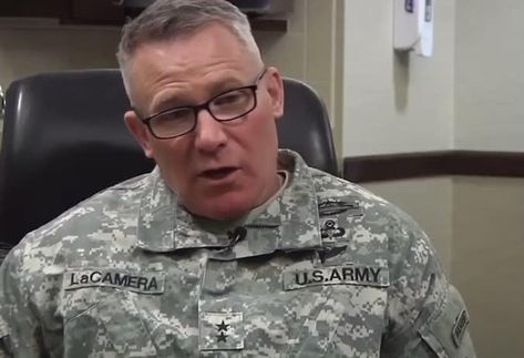 Paul Lacamera Videos, Paul Lacamera Pictures, Paul Lacamera, Us Army General, House Cleaners, Army General, Army Pics, Scammer Pictures, Doctor Picture