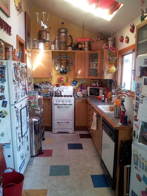 Small Cluttered Kitchen, 90s Apartment Kitchen, Small Cluttered Apartment, Kitchen Reference Images, Creepy Kitchen Aesthetic, Clutter House Aesthetic, Cluttered Home Aesthetic, Cluttered Apartment Aesthetic, Cluttered Kitchen Aesthetic