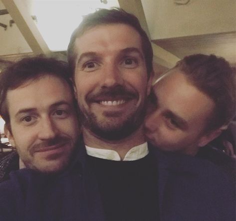 Gwilym Lee on Instagram: “There have been far too many photos of @benhardy1 and @joe_mazzello looking lovingly into each other’s eyes. This is just to prove that…” Tumblr, Bohemian Rhapsody Cast, Gwilym Lee, Joe Mazzello, Queen Movie, Princes Of The Universe, Queen Meme, Queen Ii, Ben Hardy