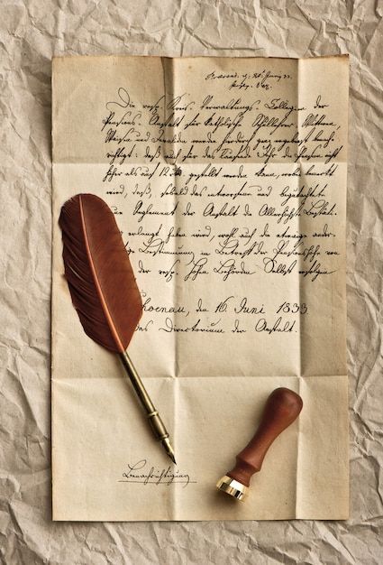 Old letter with feather quill and wax se... | Premium Photo #Freepik #photo #old-letter #parchment #ancient-paper #parchment-paper Feather Quill, Quill Pen, Old Letters, Stil Vintage, Trouble Maker, Handwritten Letters, Lost Art, Vintage Lettering, Background Vintage