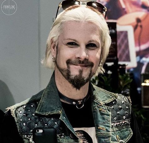 John 5 Motley Crue, John 5 Guitarist, Motley Crüe, Best Guitarist, John 5, 80s Rock, Rob Zombie, Nikki Sixx, Mötley Crüe