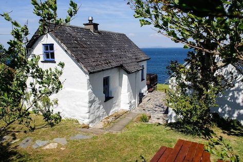 Cozy Beach Cottage, Cottages England, Ireland Cottage, Cottages By The Sea, Seaside House, County Galway, Cottage Aesthetic, Irish Cottage, Into The West