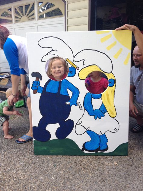 Smurf picture cut out made by me Smurf Decorations Ideas, Smurf Party Ideas, Smurfs Decorations, Smurf Birthday Party Ideas, Smurf Theme, Smurfs Birthday Party Ideas, Smurfs Birthday Party, Smurfs Party Decorations, Smurf Birthday