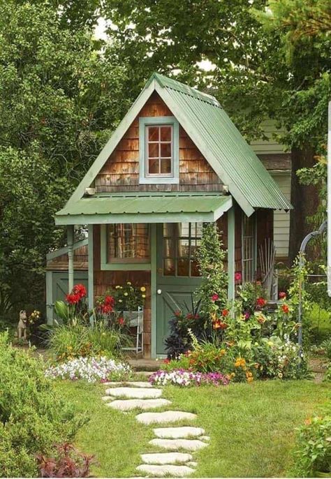 30 Absolutely Enchanting Garden Shed Hideaways Small Cabins, Labas Ng Bahay, Casas Country, Fixer Upper Farmhouse, Small Cottage House Plans, Backyard Cottage, Small Cottage Homes, Mountain Cottage, Small Cottages