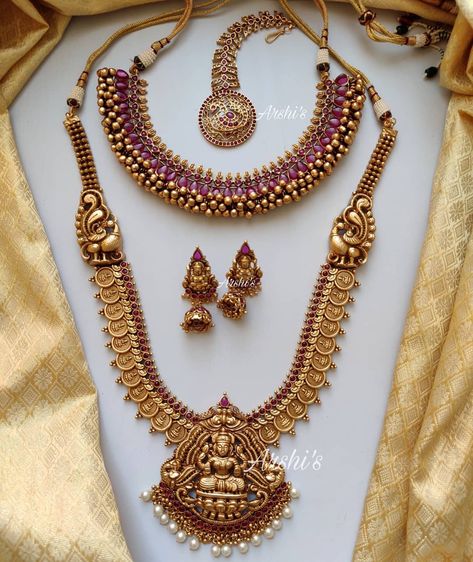 South Indian Bride Jewellery Set, Bridal Ornaments Indian, Long Temple Jewellery Necklace, Lalitha Jewellery Collections, Gold Jewelry Sets Bridal, Gold Temple Jewellery Necklace Set, Temple Set Jewellery, South Indian Jewellery Traditional, South Indian Gold Jewellery