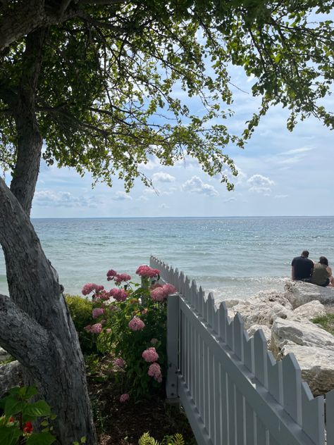 Bonito, Floral Beach Aesthetic, Costal Life Aesthetic, Costal Aesthic, Grandma Aesthetic, England Aesthetic, Michigan Summer, Coastal Granddaughter, Coastal Grandma