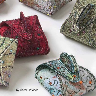 Diy Gifts Love, Small Quilt Projects, Patchwork Projects, Baby Patchwork Quilt, Quilted Gifts, Small Sewing Projects, Patchwork Bags, Patchwork Patterns, Purim