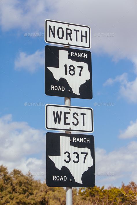 Texas Highway, Road Signage, Texas Signs, Highway Road, Bar Crawl, Truck Signs, Ra Ideas, Exit Sign, Road Design