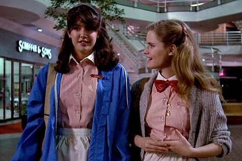 Fast Times At Ridgemont High Costumes, 80s America, Amy Heckerling, 90s Ads, Nostalgic Movies, 80's Vibes, Fast Times At Ridgemont High, 80’s Aesthetic, Jennifer Jason Leigh