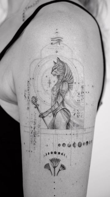 Bastet Tattoo, Tato Geometris, Mystical Tattoos, Egypt Tattoo, Taurus Tattoos, Tato Lengan, Egyptian Tattoo, Tatuaje A Color, Modern Tattoos