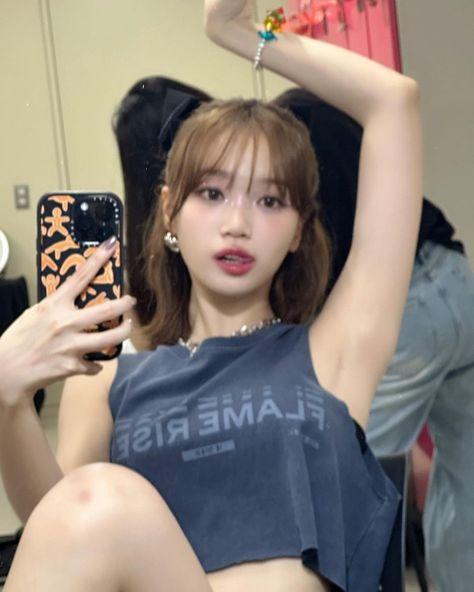 Iz One Chaewon, Blue Flames, Korean Celebrities, 여자 패션, Mode Streetwear, Iz One, Kpop Girl Groups, Instagram Update, Korean Girl