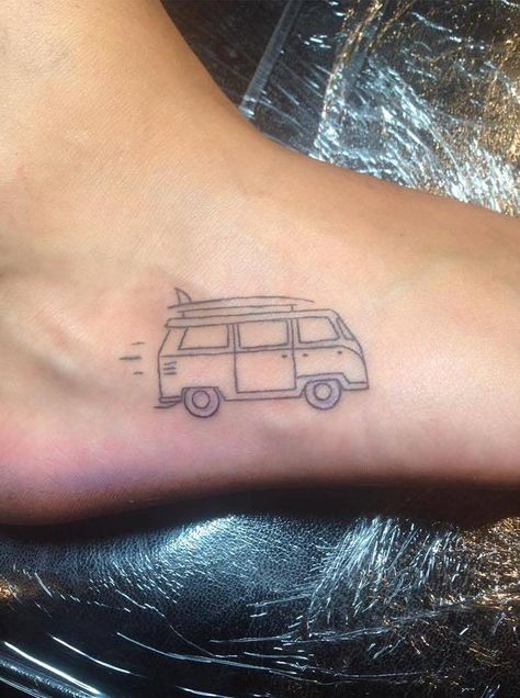 Volkswagen bus yesterday on a student from Germany. Vintage Style Tattoos For Women, Vw Van Tattoo, Car Tattoos For Women, Vw Bus Tattoo, Campervan Tattoo, Bus Tattoo, Vw Tattoo, Van Tattoo, Camping Tattoo