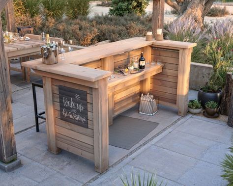 GoodDIYplans - Etsy Outdoor Wooden Bar, Diy Outdoor Bar Plans, Outdoor Bar Plans, Bar En Plein Air, Bar Exterior, Diy Garden Decor Projects, Outdoor Buffet, Buffet Stand, Bar Build