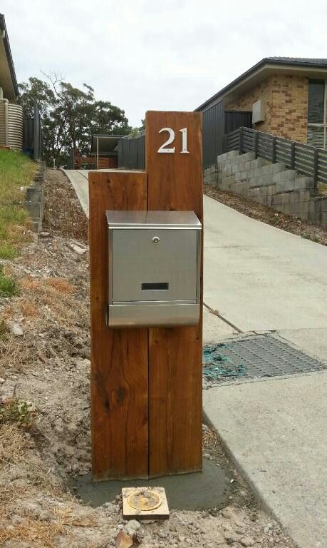 brackets - How to support 2 x 10 on concrete? - Home Improvement Stack Exchange Mid Century Mailbox, Letter Box Design, Brick Mailbox, Black Mailbox, Unique Mailboxes, Diy Mailbox, Modern Mailbox, Small Yard Landscaping, Mailbox Design