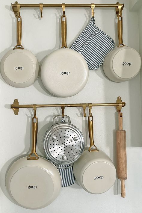 Rod With Hooks Kitchen, Kitchen Wall Hanging Storage Pot Racks, Pot Rack On Wall, Pot Rack Wall Mounted, Kitchen Storage For Pots And Pans, Ikea Kitchen Hanging Rod, Pot Hangers For Kitchen Wall, Hang Pans In Kitchen, Hanging Pan Storage