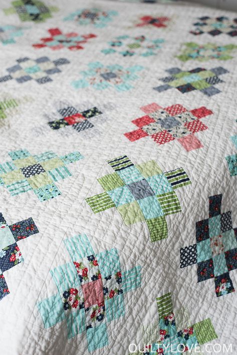 Patchwork, Tela, Amigurumi Patterns, 1930s Quilt Patterns, Bonnie And Camille Quilts, Granny Square Quilt, Squares Quilt, Walking Foot Quilting, Hand Quilting Patterns