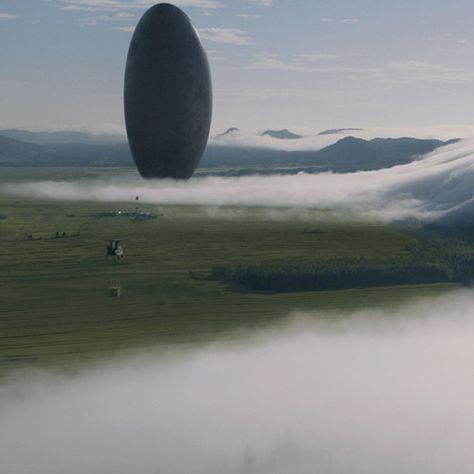A spaceship landing on Earth in Arrival Nature, Another Earth Movie, Sci Fi Cinematography, Heptapod Language, Spaceship Landing, Industry Architecture, Another Earth, Denis Villeneuve, Spaceship Earth