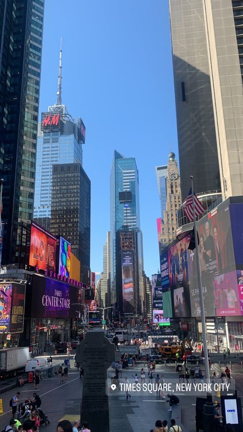 New York Square Times, Cuny New York, New York Aesthetic Daytime, Time Square New York Aesthetic, Timesquare New York City, Times Square Aesthetic, Newyork Timesquare, New York City Times Square, Time Square New York