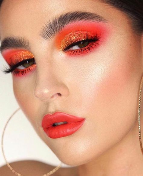 Monochromatic Makeup Looks - VIVA GLAM MAGAZINE™ Monochromatic Makeup Looks, Makeup Looks Prom, Monochromatic Makeup, Summer Eyeshadow, Dramatic Makeup, Glamorous Makeup, Makeup Tutorial For Beginners, Pink Makeup, Eye Makeup Tips