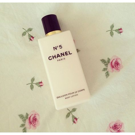 Chanel Rosy Blog Tumblr, Aesthetic Lotion, Ikea Bedding, Rosy Blog, 2014 Aesthetic, Chanel 2014, Chanel Fragrance, Tumblr Quality, Girl Blogger