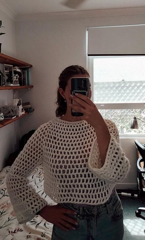 Mirror selfie of girl wearing a white, mesh-stitch, crocheted sweater. White Sweater With Holes, White Mesh Sweater, White Crochet Mesh Top, Mesh Sweater Outfit, Mesh Sweaters, Flared Sleeves Pattern, Mesh Sweater Crochet, Mesh Crochet Sweater, Vibey Pictures