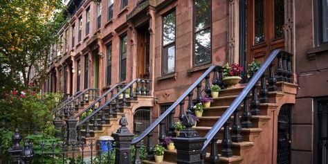 Brooklyn brownstones (business insider) New York Brownstone, Brooklyn Brownstone, Nyc Real Estate, Brooklyn Heights, Row House, Level Homes, Living In New York, New Yorker, House Prices