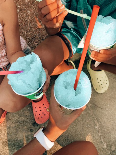 Summer Friends Aesthetic, Aesthetic Vsco, Teen Summer, Summer Fun List, Friends Aesthetic, Summer Goals, Summer Plans, Preppy Summer, Summer Friends