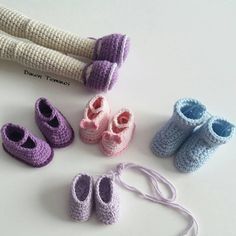 Amigurumi Doll Shoes Free Pattern – Free Amigurumi Crochet Crochet Amigurumi Doll Shoes Free Pattern, Doll Shoes Patterns Free Crochet, Crochet Doll Shoes, Baby Doll Shoes, Crochet Doll Clothes Free Pattern, Doll Amigurumi Free Pattern, Doll Shoe Patterns, Crochet Shoes Pattern, Crochet Dolls Free Patterns