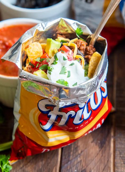 Walking Tacos (Taco Salad in a bag) – Like Mother, Like Daughter Essen, Salad In A Bag, Taco In A Bag, Field Meals, Salads For Kids, Quick Dinner Options, Family Dinner Night, Walking Tacos, Like Mother Like Daughter