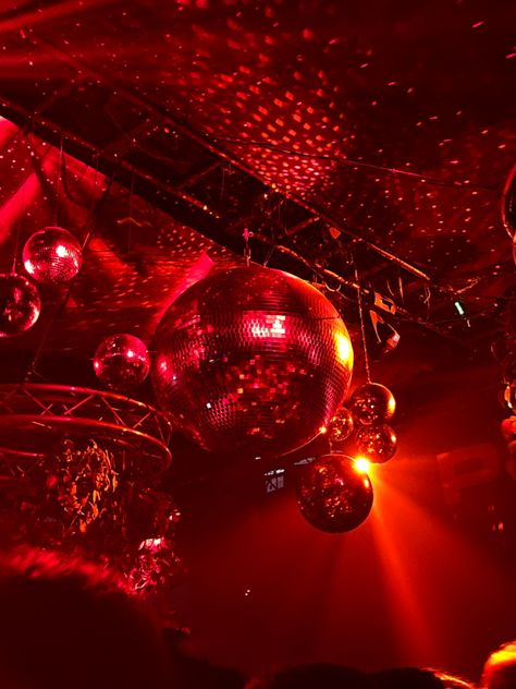 Red Jazz Aesthetic, Night Time Party Aesthetic, Dark Night Club Aesthetic, Red Hollywood Aesthetic, Red Night Club Aesthetic, Red And Black Party Aesthetic, 80s Nightclub Aesthetic, Boogie Nights Aesthetic, Stargirl Aesthetic Red