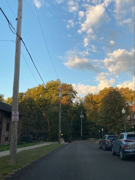 A street with slightly orange trees and pretty clouds above Early September Aesthetic, Early Fall Aesthetic Wallpaper, Early Afternoon Aesthetic, Perfect Day Aesthetic, Late Summer Early Fall Aesthetic, September Vibes Aesthetic, Late Morning Aesthetic, Late August Aesthetic, Mid Day Aesthetic