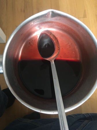 Making Avocado Ink & How to 'Really' Get Blood Out of a Stone : 3 Steps - Instructables How To Make Ink, Interior Design Classic, Royal Wall, Antique Interior Design, Homemade Paint, Natural Dye Fabric, Eco Dyeing, Brown Bottles, Earth Pigments