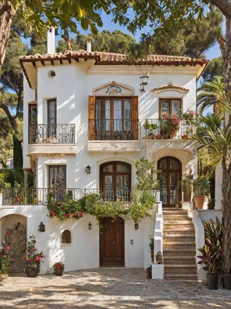 Stairs From Balcony To Garden, Mediterranean Houses Exterior, White Mediterranean House, Mediteranian House, Houses Mediterranean, Mediterranean Entrance, Greek Houses Exterior, Spanish Style Home Exterior, Spanish House Exterior