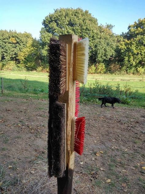 Log Horse Stables, Diy Saddle Blanket Rack, Livestock Hacks, Goat Stalls In Barn, Small Barn Ideas, Paddock Trail, Goat Playground, Horse Tack Rooms, Diy Horse Barn