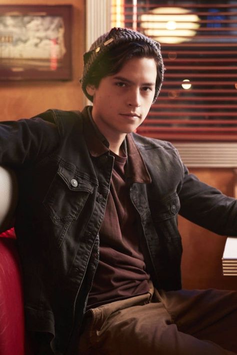 Cole Sprouse Shirtless, Cole Sprouse Aesthetic, Cole Sprouse Hot, Cole Sprouse Funny, Cole Spouse, Cole Sprouse Wallpaper, Cole Sprouse Jughead, Cole M Sprouse, Riverdale Cole Sprouse