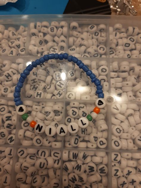 Niall Horan Inspired Jewelry, One Direction Bead Bracelets, 1d Bracelet Ideas, Niall Horan Jewelry, Niall Horan Beaded Bracelet, One Direction Friendship Bracelet, One Direction Bracelet Ideas, Niall Horan Friendship Bracelet, Niall Horan Bracelet Ideas