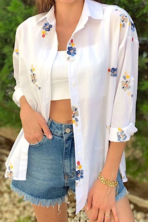 [PaidLink] Women's Floral Embroidered White 100% Cotton Blouse, Designer Long Sleeved Button Down Shirt, Every Day Casual Top, Flower Clothing S-M-L Https://Www.Etsy.Com/Shop/Comprasdeturquia#About Please Visit Here For Our Size Chart. Details: - Made Of Quality Turkish Organic Fabrics. - It's Oversized. - Made Of Cotton. - Made In Turkey. We Only Use Quality Products. *The Item Has A Linen Blend For Its Texture. The Shipping : We Ship With #flowershirtoutfitfloralblouse Printed Cotton Shirts Women, Embroidery Shirts For Women, Collar Work, Floral Pattern Shirt, Tara Dress, Minimalist Top, Blouse Designer, Buttoned Shirt, Minimalist Women