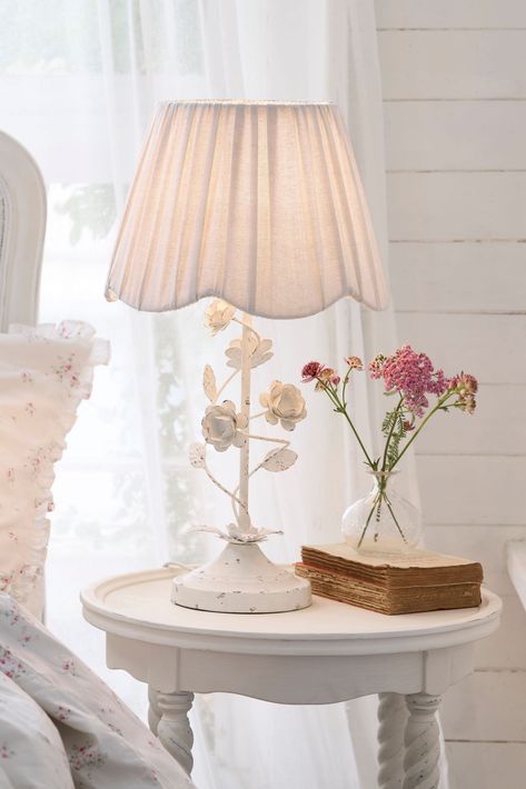 Shabby Chic by Rachel Ashwell White Distressed Floral Table Lamp -  white White Lamp Vintage, Floor Lamp Cottage, Vintage Bedside Table Lamps, Shabby Chic Minimalist, Floral Table Lamp, Shabby Chic Light Fixtures, Shabby Chic Bedside Lamps, Shabby Chic Lighting Fixtures, Dream Decorations