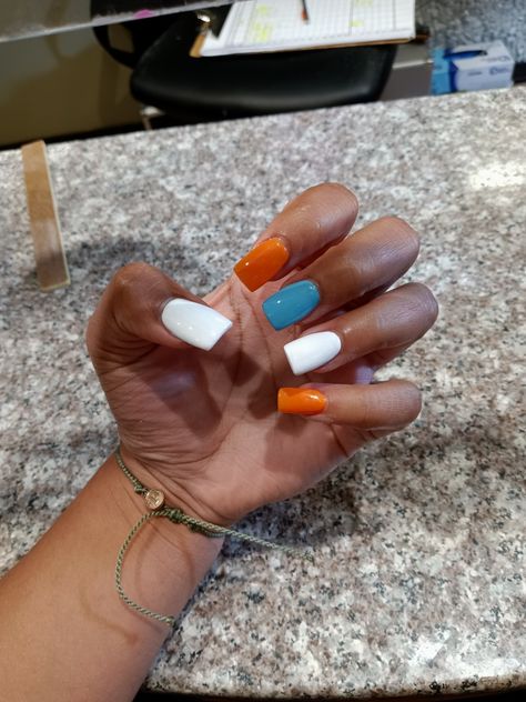 Short Nails Ideas Color, Cute Simple Nails Western, Ut Orange Nails, White Orange And Blue Nails, White Teal Nails, Brown And Turquoise Nails Western, Western Nails Orange And Teal, Cute Acrylic Nails Western, Wedding Nails Country