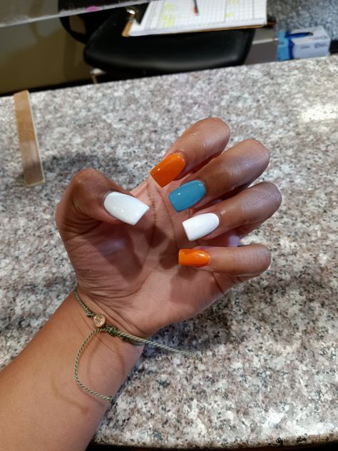 Cute Nails Acrylic Country, Teal Tip Acrylic Nails, White Orange And Blue Nails, Fall Color Acrylics, Fall Color Acrylic Nails Short, Simple Orange And White Nails, Ut Orange Nails, Western Nails Orange And Teal, Simple Summer Nails Short Square