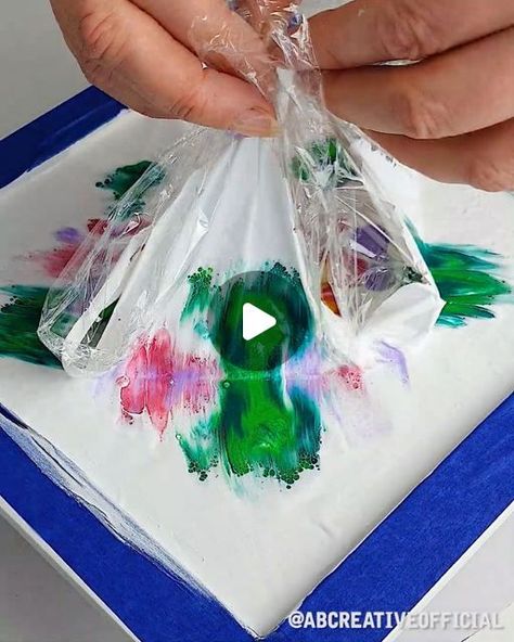 Acrylic Art Projects, Acrylic Painting Diy, Acrylic Pouring Techniques, Abstract Painting Techniques, Flow Painting, Ideas For Easter, Soyut Sanat Tabloları, Acrylic Pouring Art, Fluid Acrylic Painting