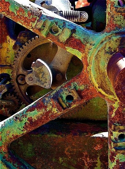 Rusty metal cogs Abstract Photography, Rust Never Sleeps, Rust In Peace, Peeling Paint, Rusty Metal, World Of Color, Rust Color, Color Textures, Art Plastique