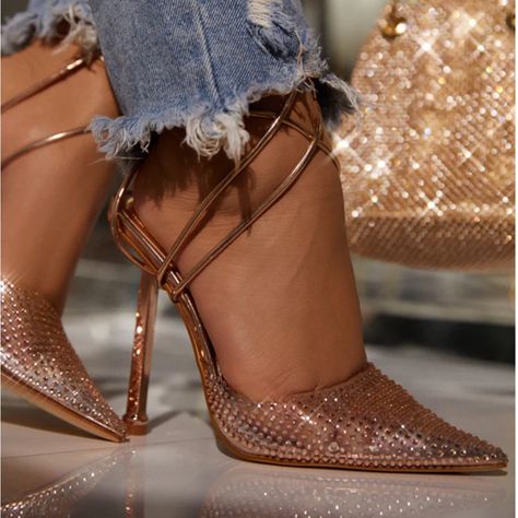 Gold Rhinestone Heels, Rose Gold Heels Wedding, Rose Gold Shoes Outfit, Transparent Shoes, Sparkly Wedding Shoes, Classy Heels, Feather Heels, Diamond Heels, Rose Gold Shoes