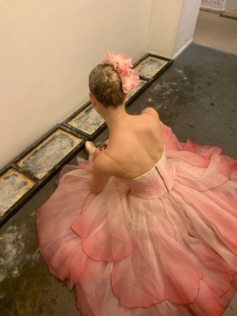 Pink Porche, Prettiest Girl, Ballet Beauty, Ballet Costumes, Ballet Girls, Stil Inspiration, Fashion Portfolio, Mode Ootd, Mode Vintage