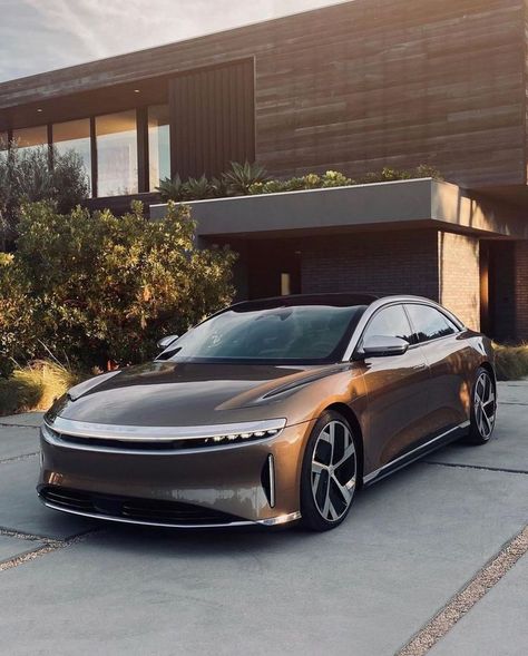 #car #carlover #exoticcar Lucid Motors, Tesla Car Models, Lucid Air, Luxury Supercars, Futuristic Cars Design, Air Car, Product Inspiration, Sedan Cars, 500 Miles