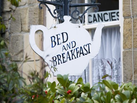 The Proper Protocol for Tipping at a Bed and Breakfast | Should you do it? Reading Nooks, Bed N Breakfast, Hotel Housekeeping, Best Bed And Breakfast, Bed And Breakfast Inn, Natural Bedding, Decoration Inspiration, Bed Breakfast, Modern Bed