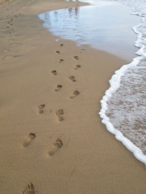 Footprints In The Sand Aesthetic, Footprint In Sand, Lewis Mccartney, Writing In Sand, Foot Prints In The Sand, Sand Footprints, Footprint In The Sand, Footprints In Sand, Writing In The Sand