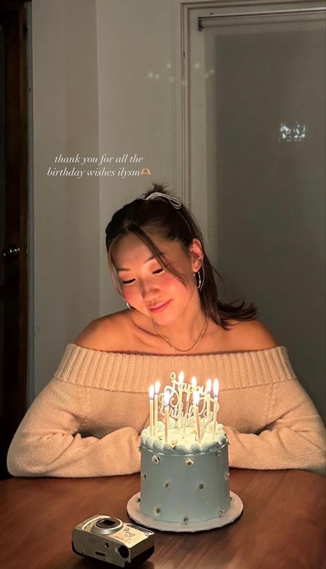 Cute Birthday Pictures With Cake, Caption Ulang Tahun Aesthetic, Birtday Girl Instagram, My Birthday Ig Story Ideas, Thank You Ig Story, Birthday Cake Ig Story, Thank You Story Instagram, Self Birthday Story Instagram, Bday Ig Story Ideas