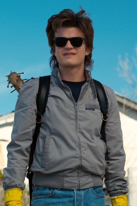 This Might Be One of the Best Stranger Things Theories Ever Stranger Things Theories, Stranger Things Joe Keery, Stranger Things Season Two, Steve Harrington Stranger Things, Joe Kerry, Stranger Things Quote, Stranger Things Season 3, Stranger Things Steve, Racer Jacket