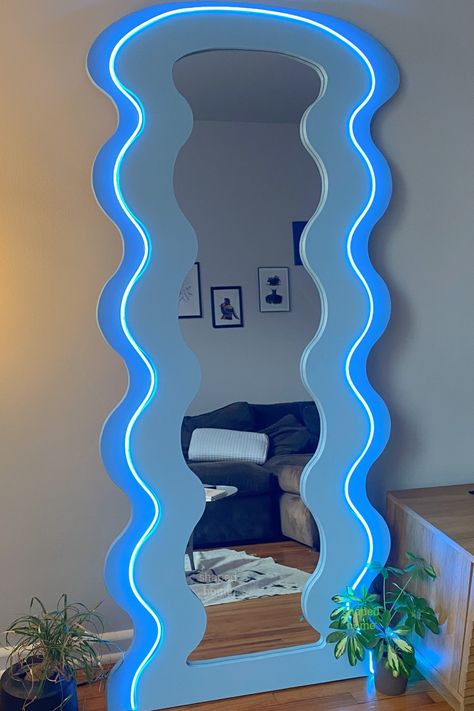 Home. Small home office. Home inspo. Wavy mirror. Blue home decor. Colorful Aesthetic Bedroom Ideas, Pastel Blue Aesthetic Room Ideas, Baby Blue Living Room Ideas, Electric Blue Decor, Funky Mirror Ideas Aesthetic, Blue Room Aesthetic Decor, Blue Theme Room Decor, Color Room Aesthetic, Aesthetic Blue Room Decor